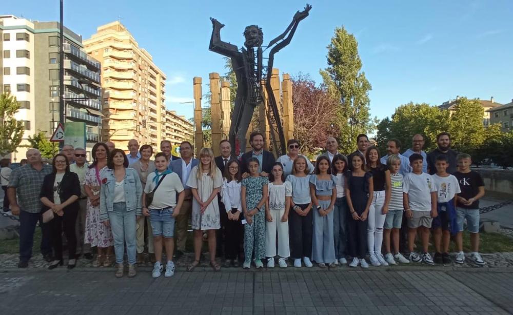 Imagen La ofrenda floral a Joaquín Costa cumple 42 años