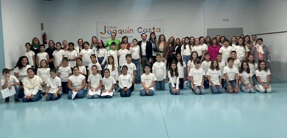 Imagen El Ayuntamiento culmina la nueva sala multiusos del CEIP Joaquín Costa