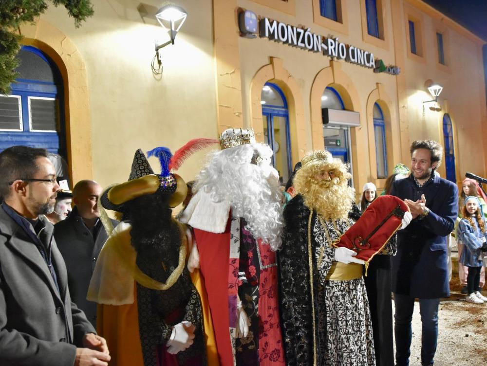 Imagen Sus Majestades los Reyes Magos de Oriente llegarán a Monzón en tren