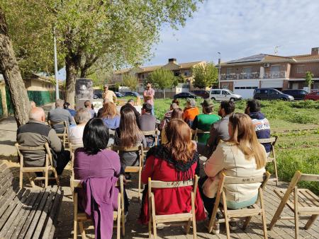 Imagen Éxito del taller de biodiversidad y polinizadores en el huerto urbano de...