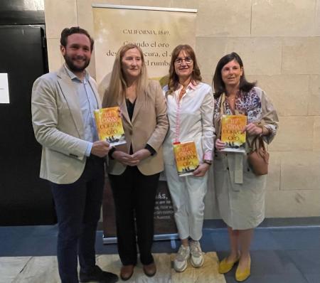 Imagen Luz Gabás presentó su última novela ‘Corazón de Oro’ ante sus lectores...