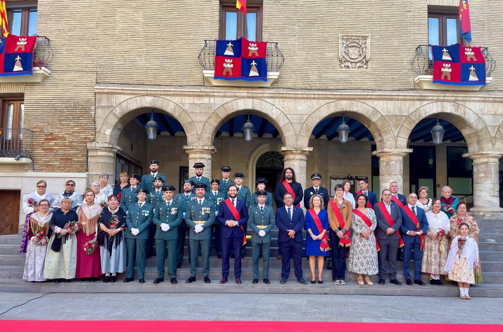 Imagen Monzón celebra con la Guardia Civil en honor a su patrona la Virgen del Pilar