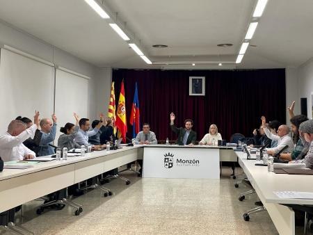 Imagen El Ayuntamiento de Monzón da luz verde a iniciar el hermanamiento con Salou